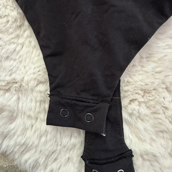 SKIMS black long sleeve thong bodysuit, size large - Picture 4 of 9